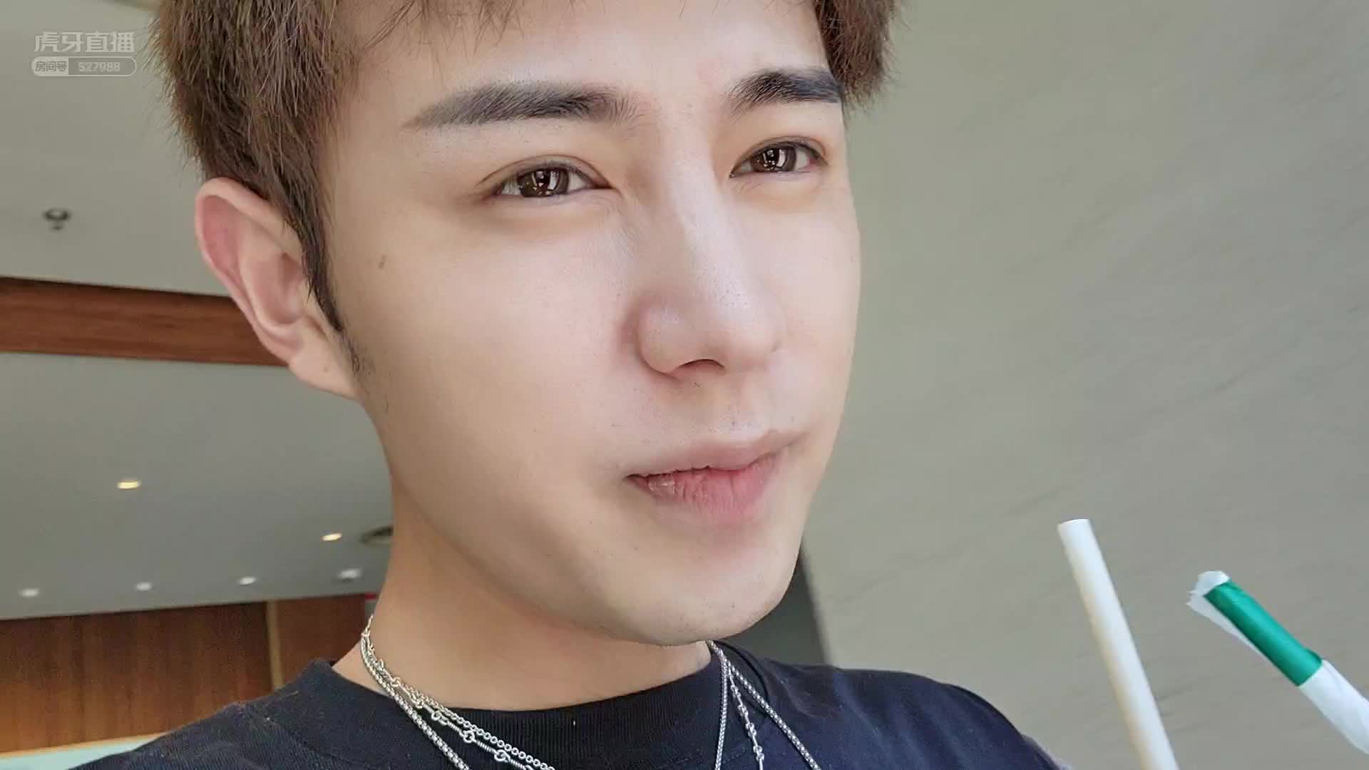 【童锦程】童回杭州第一件事情居然是去哪个？