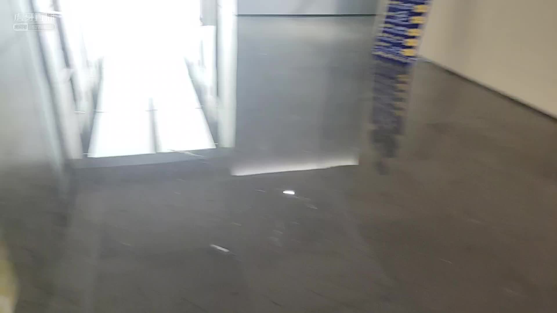 【童锦程】求安慰：多喝热水就好了呀