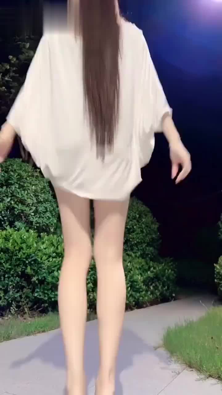 蹦蹦跳跳真可爱