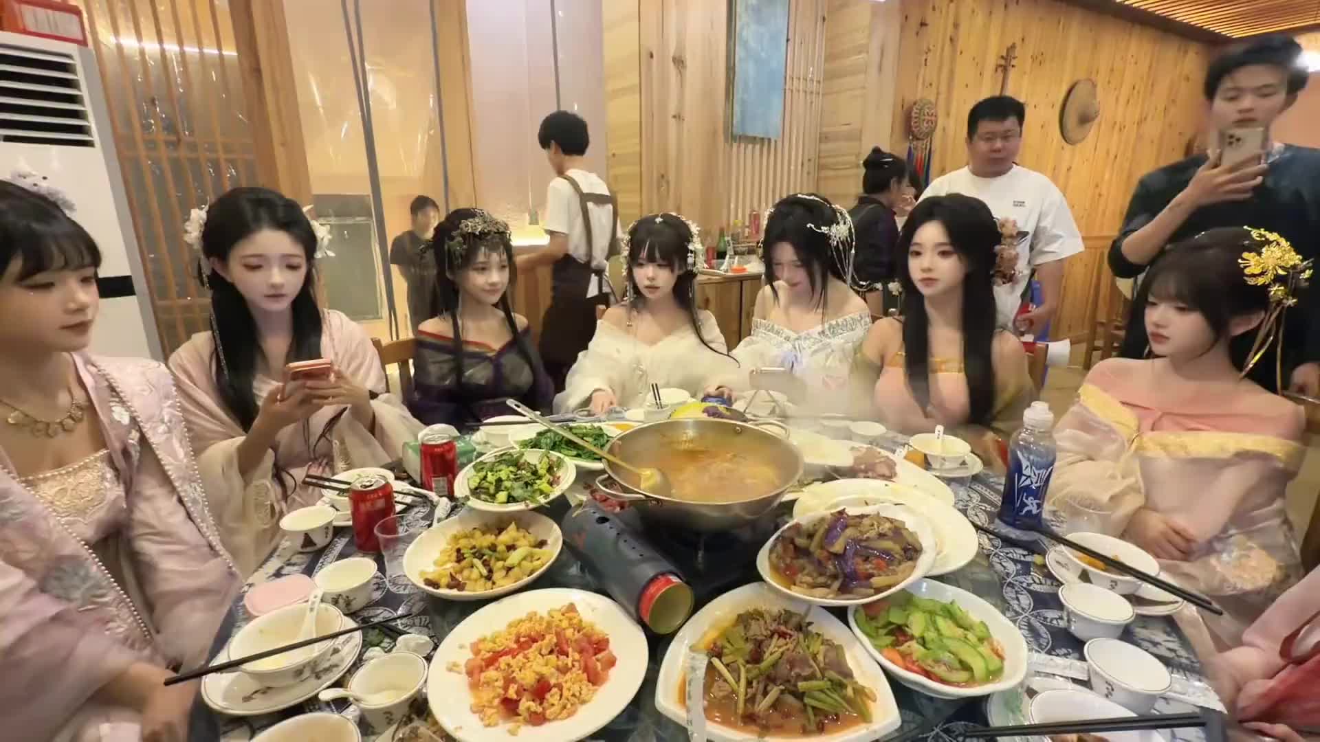 难办 难办就别办了 后面小哥害怕不敢出来了