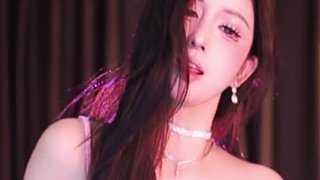 【聚優(yōu)丶蘇櫻【青衫閣】】老實(shí)說控了你幾秒