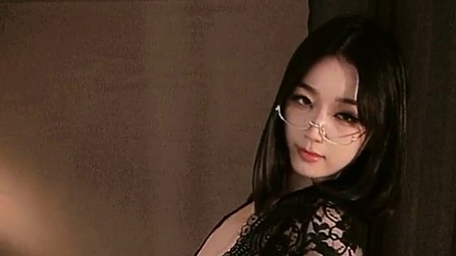 【刘钞钞cc】眼神拉丝了~