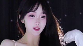 【HR-梗?！扛惺艿綈?ài)和幸福 眼淚會(huì)先掉出來(lái)