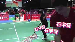 石宇奇鏖戰(zhàn)三局闖入8強(qiáng)，把握住關(guān)鍵分在決勝局展現(xiàn)超強(qiáng)控球力