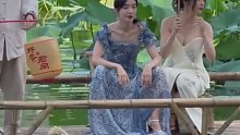 李晟：女人不能这么坐吗？