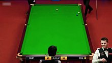 丁俊晖复仇塞尔比,当着塞夫人面连轰5杆斯诺克，魔王怒摔架杆(2)