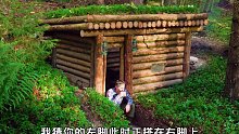 男人踏入荒野搭建出一座木屋，这样的庇护所带给他充足的成就感 (1)