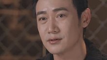 陆毅咱可是47岁的人了呀，咋还跟一个猴子一样