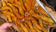 复刻学校门口的无骨炸鸡柳，外脆里嫩~好吃哭了，真的就是小时候那种味道