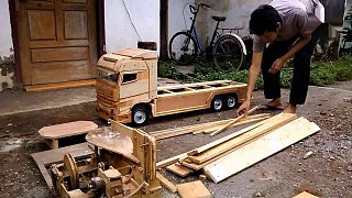 用木制造一台卡车，太真实了！