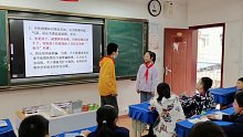 体育馆小学同学在表演小品2