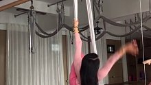 空中瑜伽（感受不一样的美）