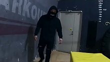 【小狗子的极限人生】花里胡哨这就很帅