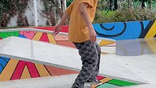 @鑫哥酷爱滑板，喜欢滑板的朋友们可以要看哦。 (511)