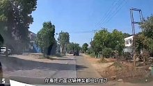注意远离大货车，很危险，有人却不怕还硬挤，结果舒服了第二集