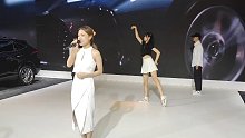 2021苏州国际博览中心，东风日产的才艺表演