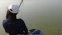 户外钓鱼黑坑有风险，下杆需谨慎呀~鱼就是脾气这么大，说不吃了，一天都没口了哎 (7)
