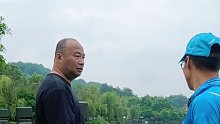 老板对我说：“不怕你钓的多”，你们说我能怎么办呢。 (1)