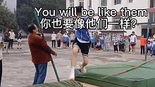 这位同学是懂跳高的……