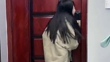 出个门也要几经波折？