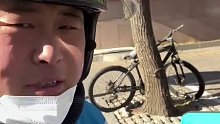 男子跑腿到外交公寓，语言不通，一个敢下单 一个敢送