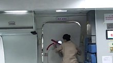 五年前培训时的波音15秒开舱门