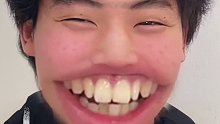 可以笑表弟一阵子了