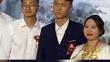 女方800多万陪嫁礼单抢镜，看到新郎表情网友不淡定了