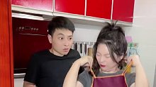 还好我反应快，差点露馅了，吓死人