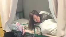 看似两个人的约会 实际上是两个宿舍的较量