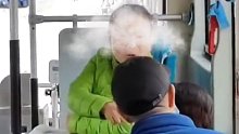 现在不都放开了吗？网友：这波我站阿姨！