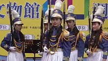 来看看高中仪仗队表演
