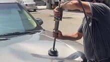 这什么吸盘吸力这么大，车盖都能掀起来