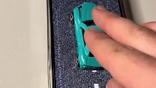 一部手机让你体验跑车的感觉