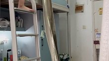 大学生花45元买3米超长窗帘，网友：打造一体包厢式上下铺