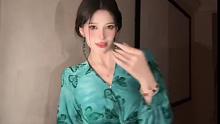 你站在秋水长天里