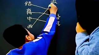 還帶故事情節(jié)呢