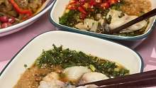 来一碗暖乎乎的鲜鱼汤！