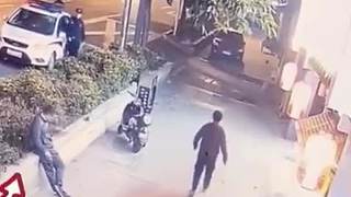 泰山崩于前而面不改色