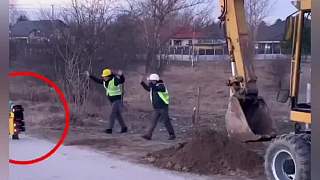 給我的拉土車也放一些土土吧