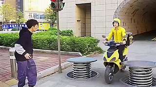 闖紅燈的后果太恐怖了！