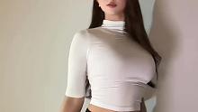 完美身材的甜妹