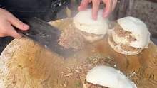 运城街头红烧肉夹馍，吃上一口太满足了