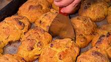 石家庄街边现做的手工杂粮枣饼！ 真的越嚼越香 好好吃啊
