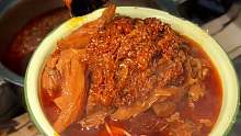 重庆街头117牛肉面，好吃是好吃就是不敢天天吃.
