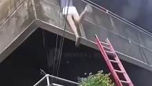 家里突然着火了