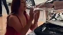 怕不是用嘴吹大的
