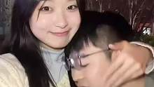 人前一套 背后一套 你卖被套呢～