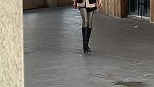 网络对象是女老板……