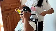 还看手机呢